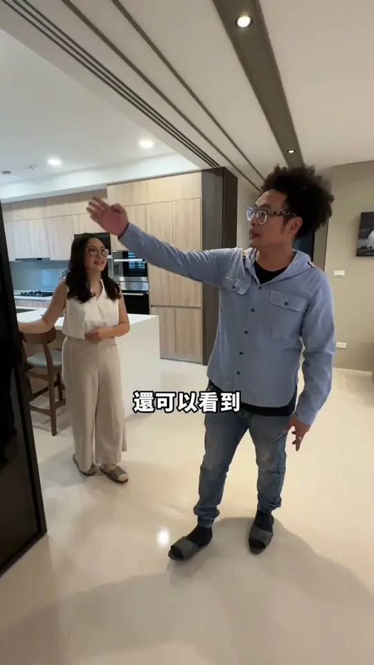 鋁框玻璃門的魔術空間