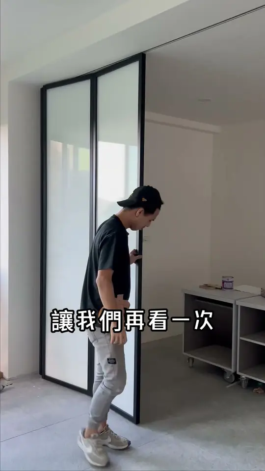 八片式折疊門如何展開?